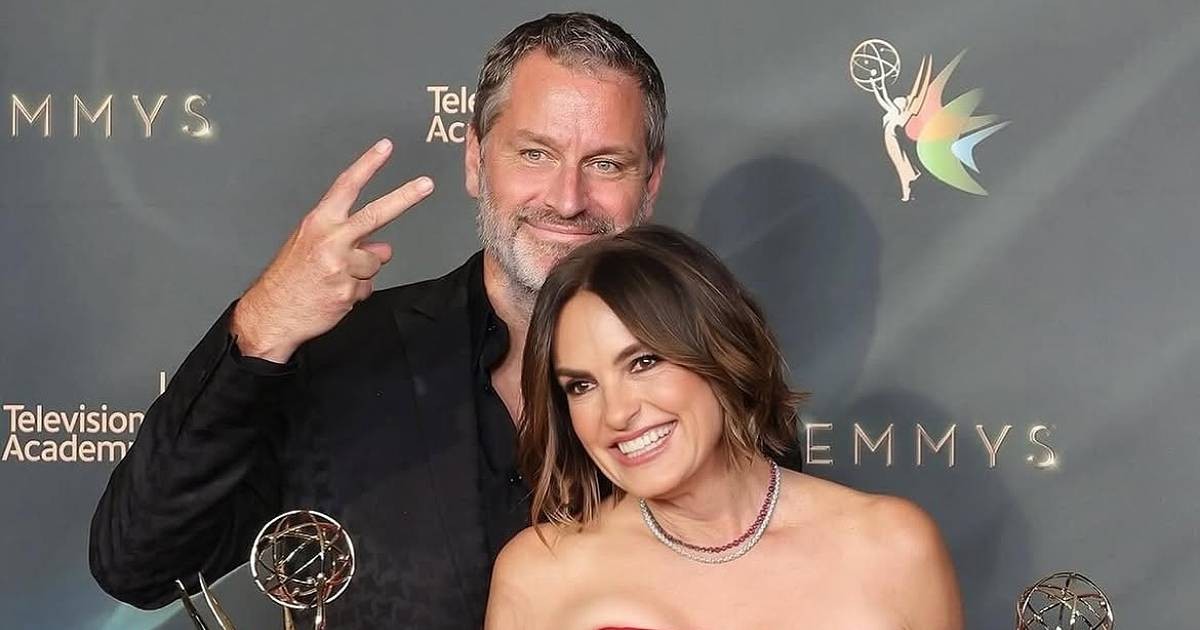 Mariska Hargitay pays tribute to late Gloria Steinem as she wins 2 Emmy Awards 1 63edcdeff462213b77827ecb3cc3492131428429019a33c04a4148acb7ff056b