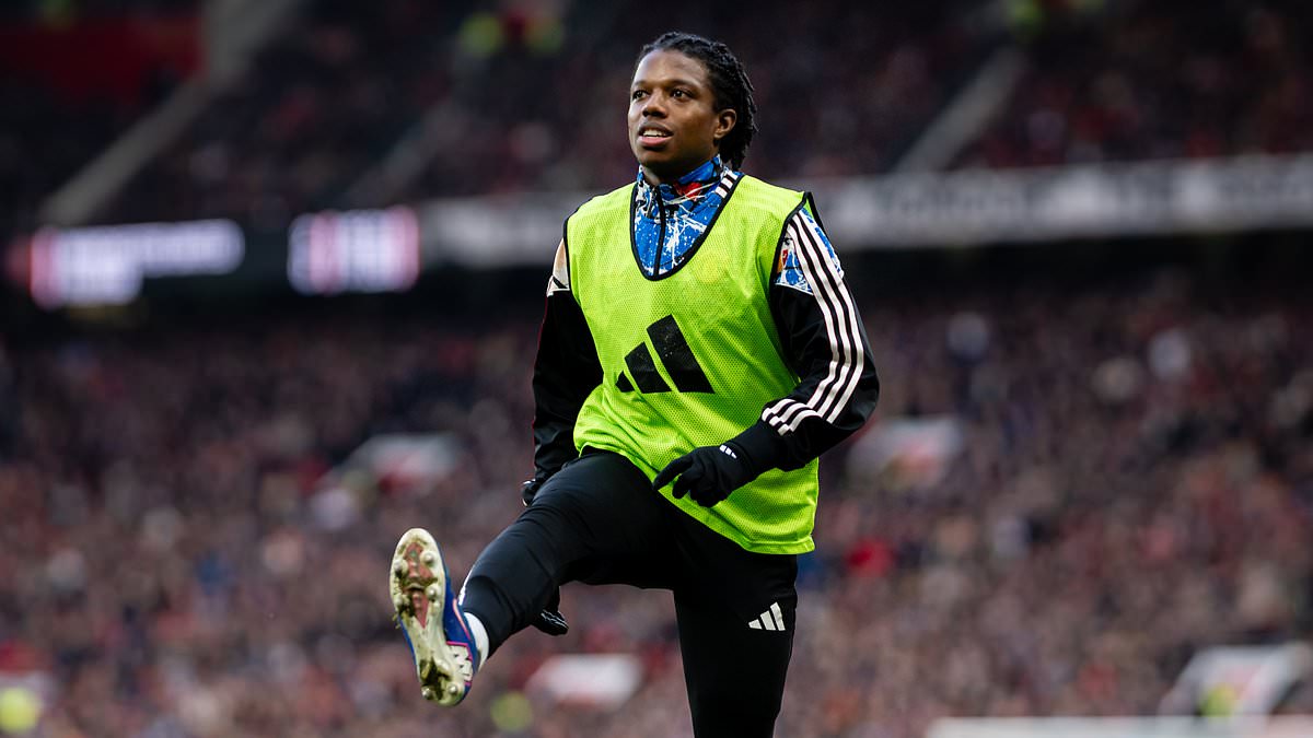 Man United flop Tyrell Malacia trains with MLS side: Defender, 27, undergoes trial with FC Cincinnati after Old Trafford nightmare as search for new club continues 1 6876bef14641f26d36424153b516c0aef269f2417ea3eae1e573051883635ac2