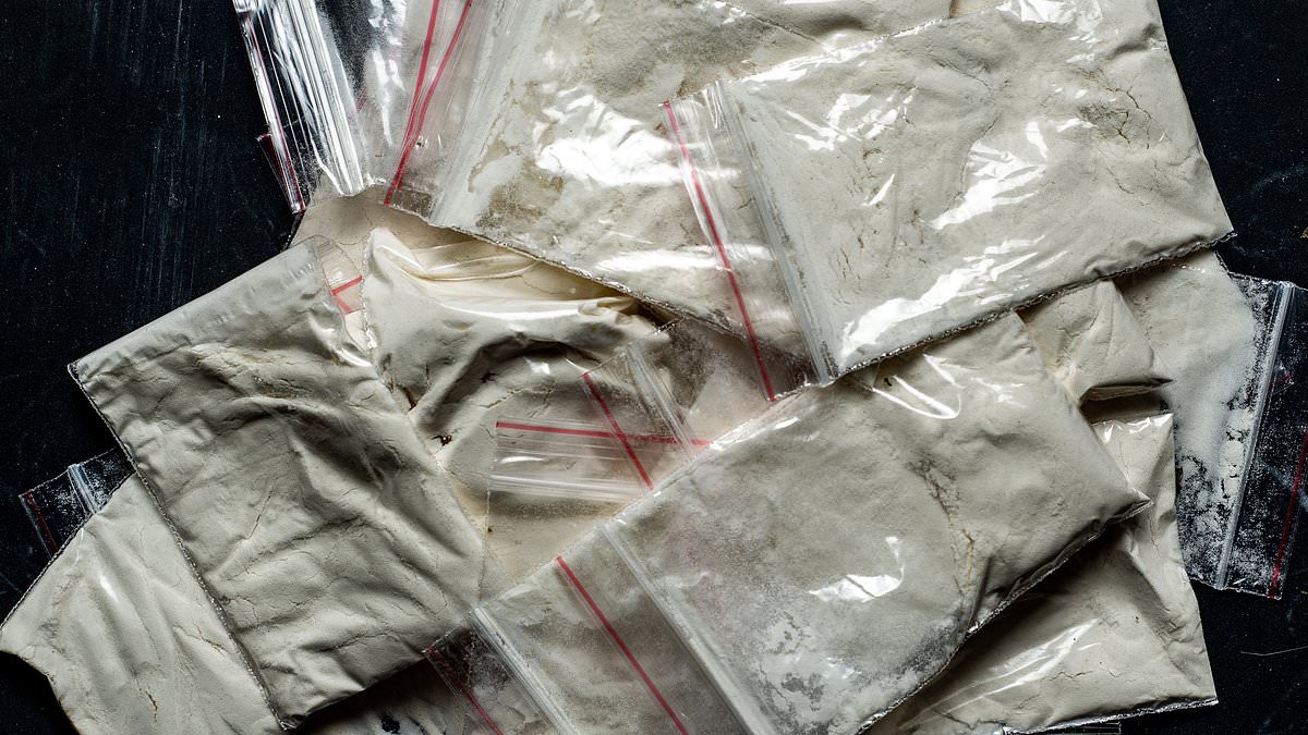 Drug dealer jailed after bank flagged up massive income despite him not having a job 1 6a13566b058d289676ee0d1bbaab9b7db55270dfe9575d10a804974f41c80f5d
