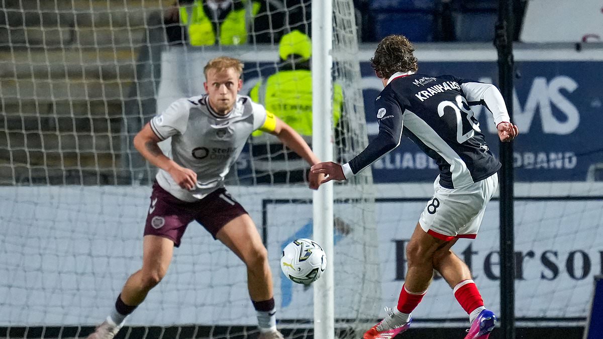 FALKIRK 2 HEARTS 1: Loan star Eames excels as Vrancken suffers against Bairns 1 757ba20efb5b42485b0f59f2af95f514163e7fc77be080815eaa58e6ce71afc8