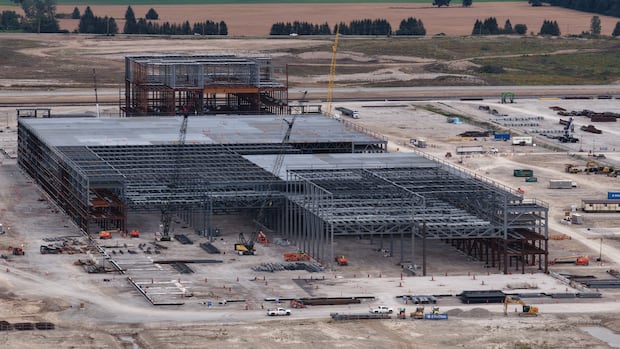 Volkswagen subsidiary delays opening of $7B St. Thomas, Ont., battery plant to 2029 1 795a3eb2b7b74186750e5b9eecce80beaf695f32838b3d16ba24825cccbda4fe