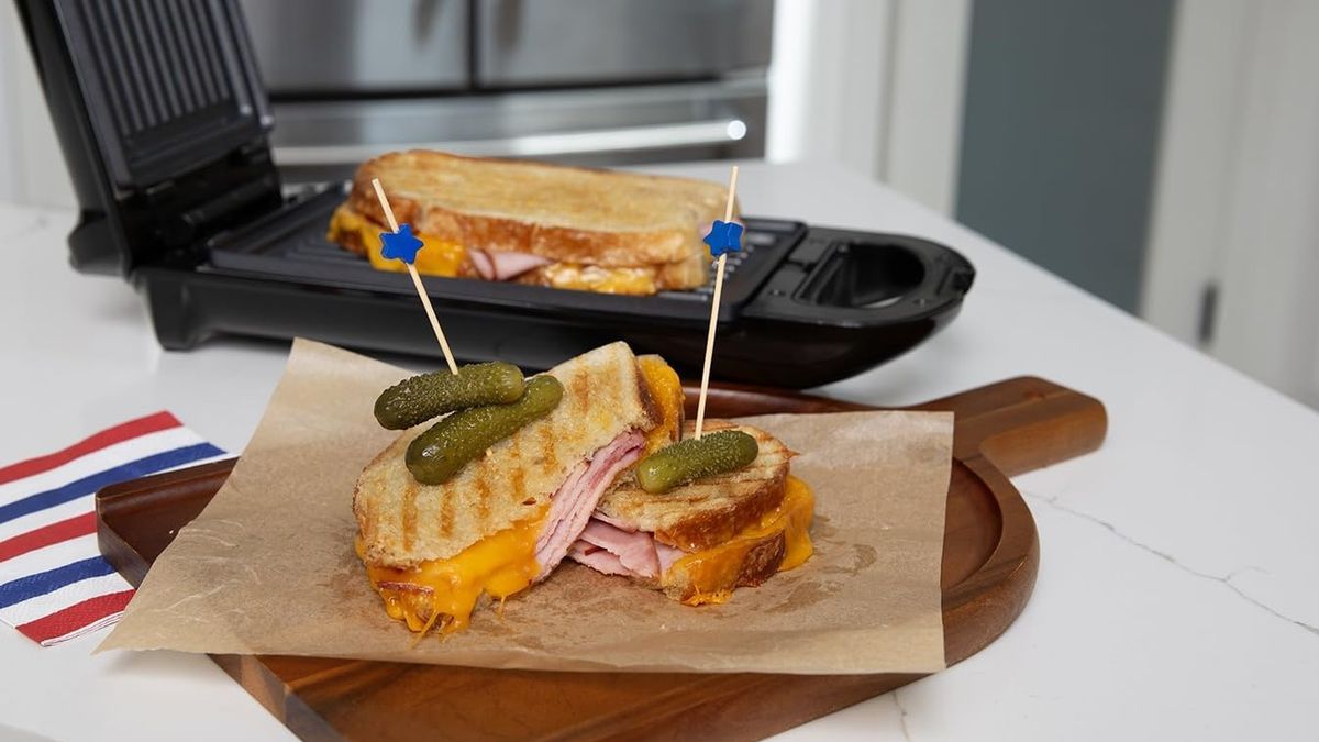 Clever gadget that makes 'best omelette in 5 minutes' cheaper than Amazon in deal stack 1 7db93489bf55a213db2cc28e60b5f4f683ad3274aabfe75657a1b81a2be2f663