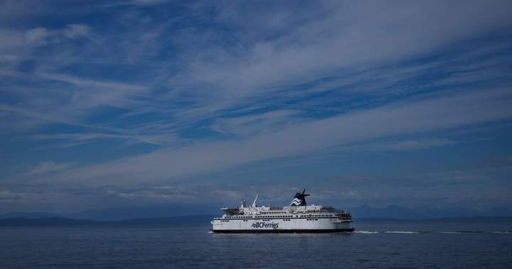 Two pulled from water near B.C. Lower Mainland after fishing vessel sinks 1 7e9268fdac2537d020d01cf940fe263330a13e626739eb7ae6b6d06fcf8e7242