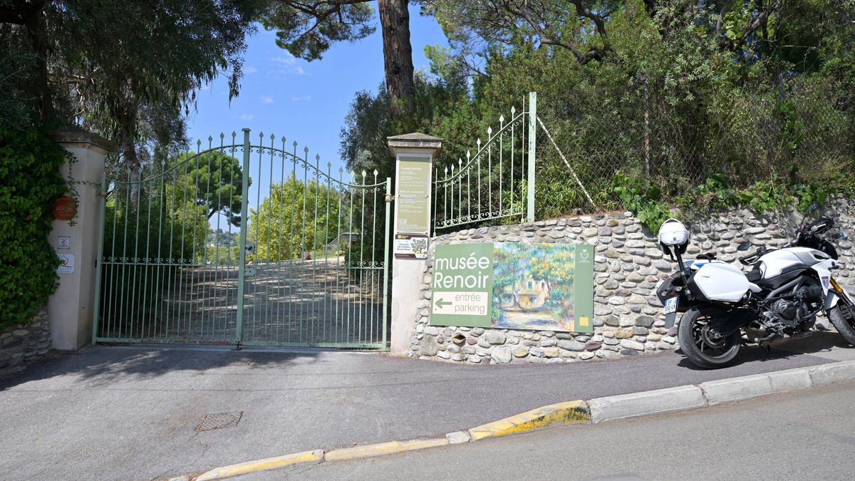 Four Renoir paintings stolen in French Riviera museum art heist, two still missing 1 80bdf2e5b0fa13510679ffe4f998062f5271a7392523e5312915a6fb5c3537d9