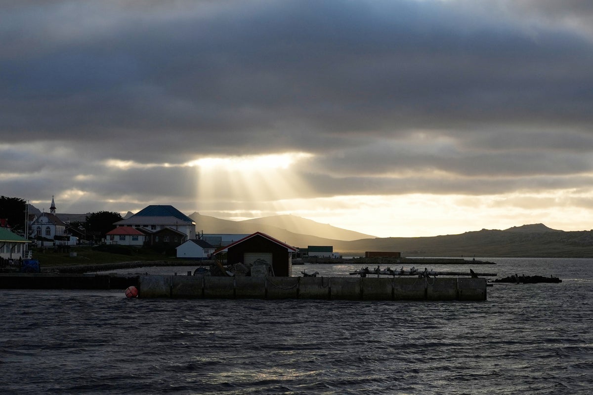 Argentine judge orders halt to Falklands oil project as tensions with Britain rise 1 81cfd873692d464e0e032b3a0ba2bc219824934edab6d241fb9198e54b43c819
