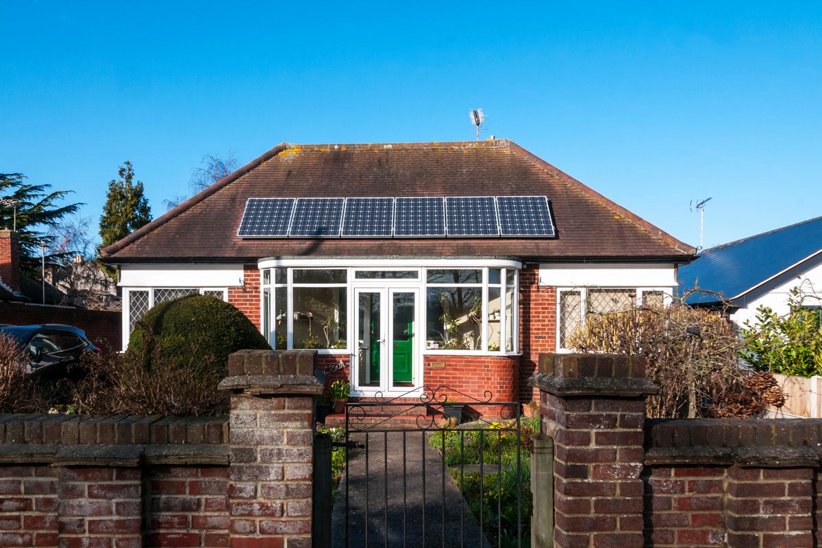 Can solar panels offset the October energy price cap rise? 1 837f5335854925a43c19f569d3e8d461ed337917f63be196f468bfdd74efa9d9