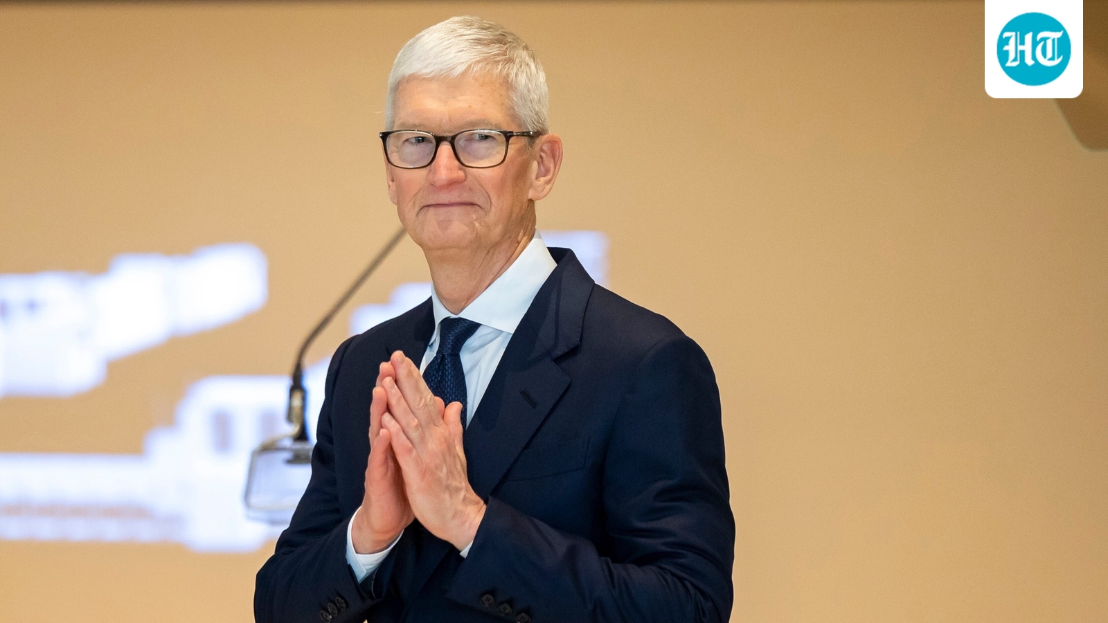 Tim Cook's last day as Apple CEO: Read his full memo to employees 1 863b8eb2d088540e333f4ff7f1cdcdac8aa9180b5c01f6564b8d52222480c10b