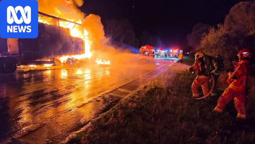 B-double engulfed in flames in latest Hume Highway truck fire 1 87ce31278680d9ec998cf358ccfa8e722203697aa60252ee7788ca4b3583e5bd