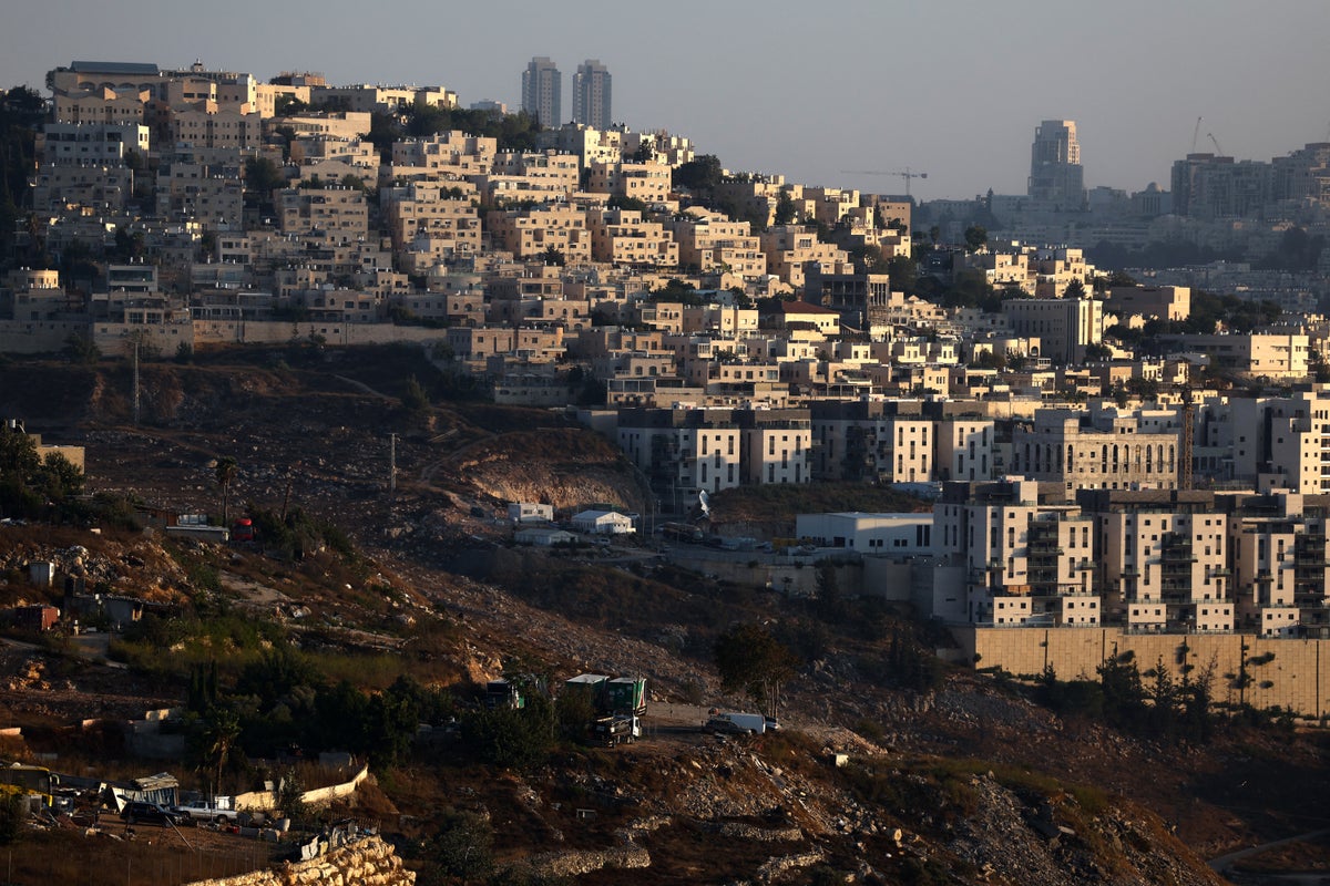 What are the Israeli settlements in the occupied West Bank and how could the UK sanction them? 1 880893957a80c813782cf79095892c8ed78d722d8a6cf95a9d4ba33927706297