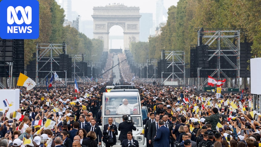 Pope Leo draws 800,000 people to open-air mass in Paris 1 8ca6534d8af7f63028b5c2ebc5828ca80872d0f0f76794337798490df42e571d