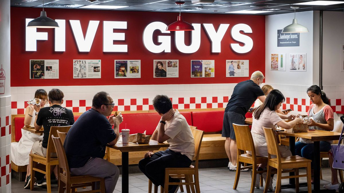 Five Guys and B&Q among hundreds of firms who paid workers below minimum wage 1 8ef7ad2113221979db7113fd7da154cf43bdc8565caa4eaff30cf172a97a89b4