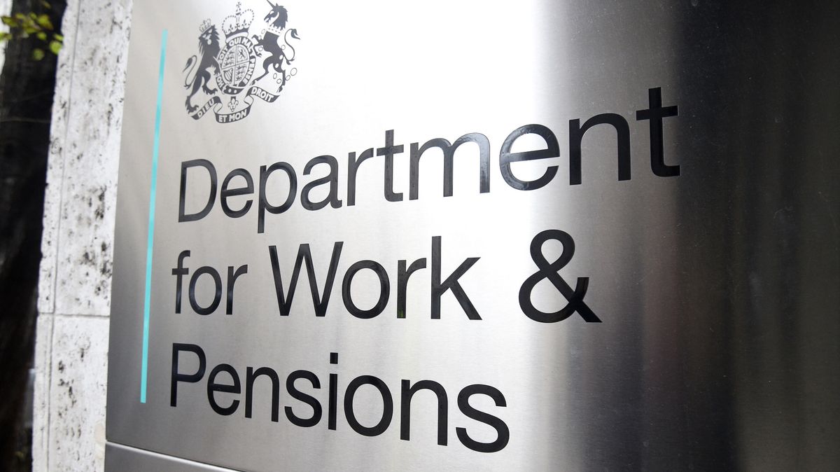 DWP bank monitoring powers and what they mean for pensioners and benefit claimants 1 90e1e4a316a410811486945bf9cbf458ad21629ef03af60f823b8de2981e08d6