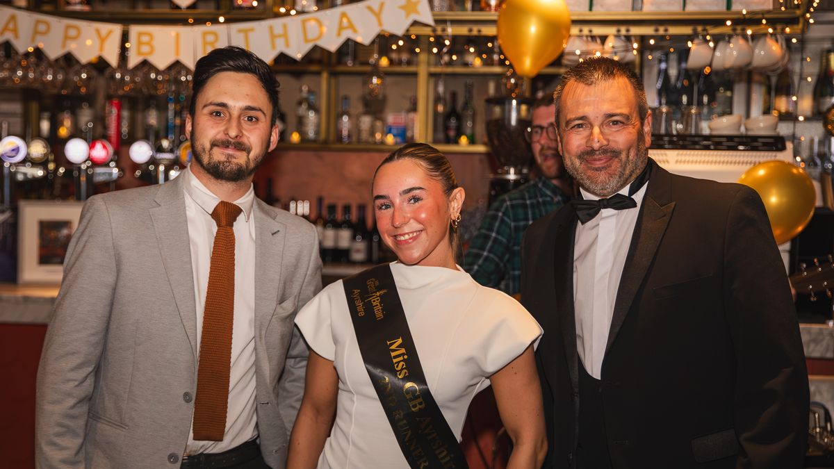 Popular Ayrshire restaurant celebrates 10th anniversary with big bash 1 96f554c5d5ad140952f51e563e28a08a974f5e9a3738ffe0be2c6d3da6aad979