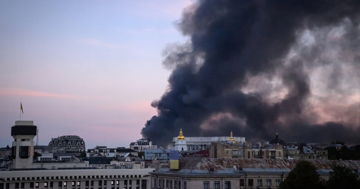 Russian strikes on Kyiv resume as soon as Witkoff, Kushner peace talks end 1 97c20d79e4f4b5295887477eb6bca5ea067940adbbb82daed6032bb0cd4143e6