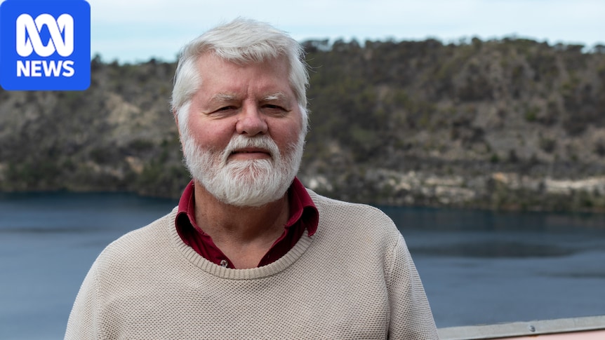 Geologist hopes to find evidence of underwater volcano 1 a4b2c4883622c41ea7150b0d56d5dac35765c14df4f9d0623fe242d92041b62a