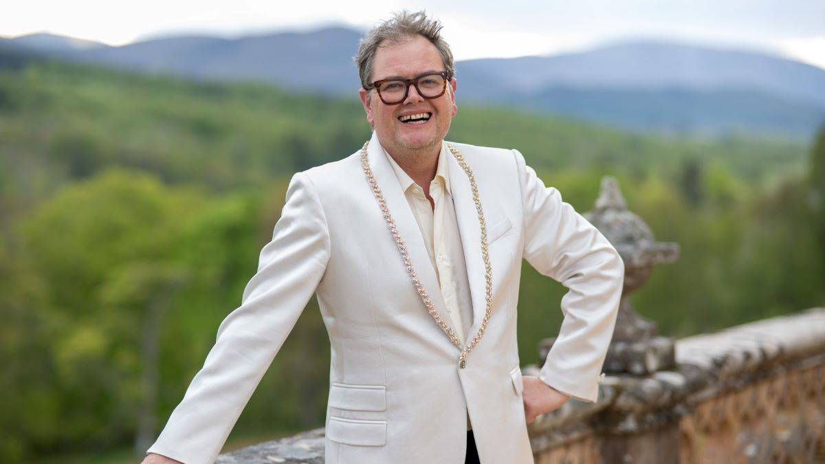 Alan Carr plans major change to Scottish castle estate after £3.25m purchase 1 a7033586af9f3483fe55e9addf1cff64ad554f1c10531885522bc2dc42c6ff96