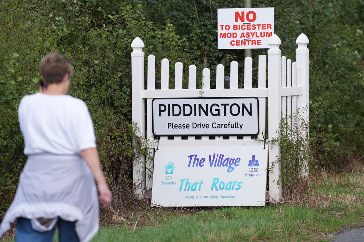 Villagers hold referendum over plan to house migrants in ex-military base 1 a7501019c815bf8c94a107884a918b2e88fe828bf07feef9dc2c2bb900cfb6e5