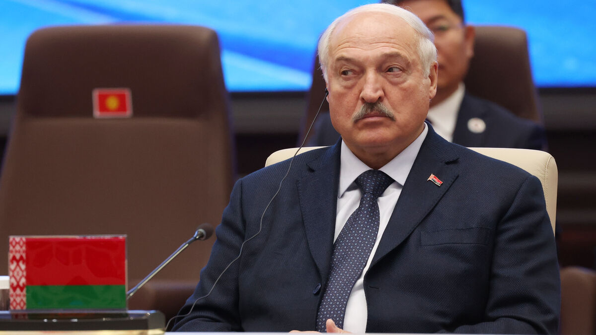 Belarus to release 25 political prisoners in deal with US envoy, report says 1 a7c472f73619cff551842bcfb92f6aa7215dcfe8ae71a453af700ebe6c5ff5b3