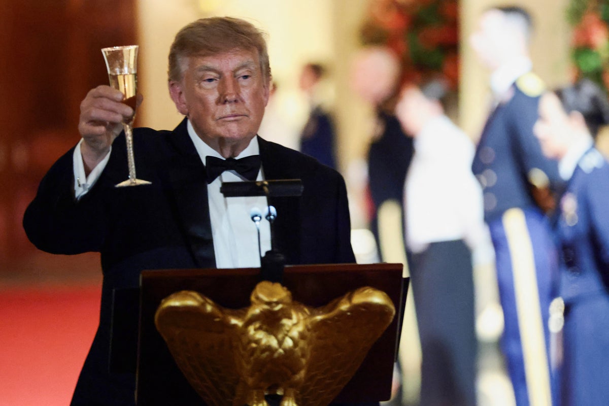 Trump said the Kennedy Center would be closed for 7 days, it’s going to be longer than that 1 a8b6184e693f9a8e780847baa0564893ea4b6f9d01c3d658acd8b6d4dfea7422