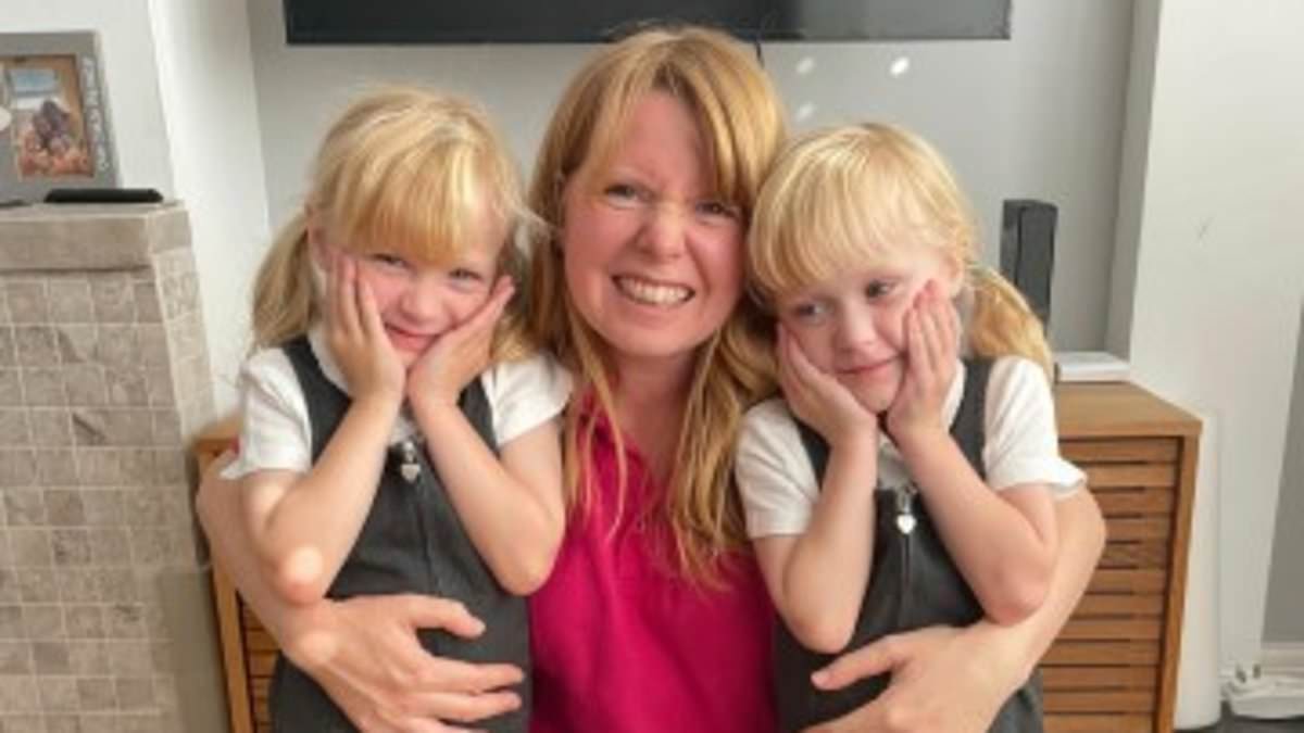Mother who was told her twin girls had just a 10% chance of survival after 'devastating' pregnancy complication celebrates their first day of school 1 aa3291cfba342c497fff5edaa3b92f775dcbd4a17b7a2a59d35b5f4004cafaaf