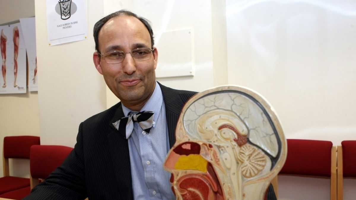 Butcher brain surgeon "performed number of operations on wrong parts of patients' bodies" 1 aeb14638f761dd61fcb583ba4e19d17bb69f1b4c6fc7724d463240b837081165 1
