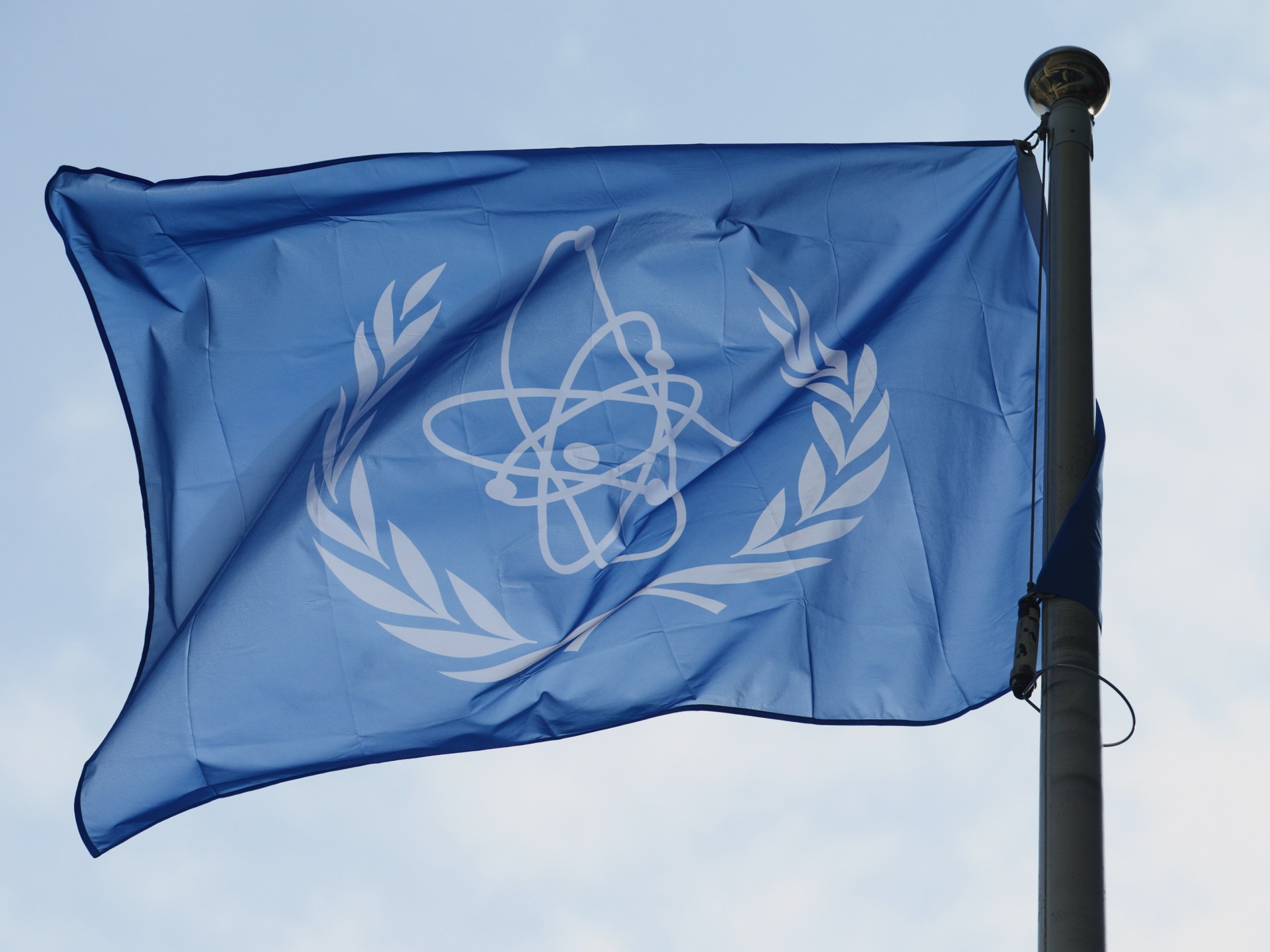 IAEA says Syria built a nuclear reactor in Deir Az Zor under al-Assad 1 af464124decdcceb2b531383e5bbfea3c838bd12a6f951573f0cefad59f20aa7