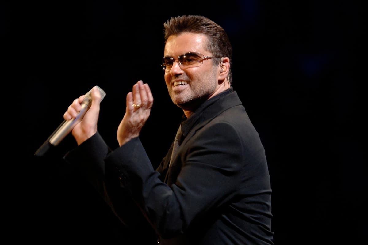 George Michael’s Faith video guitar could fetch more than £100,000 at auction 1 b1839374ea9e4fa2cbe11e24ab26b329c35c8208c32ea72df42a5de0e8a21d4a