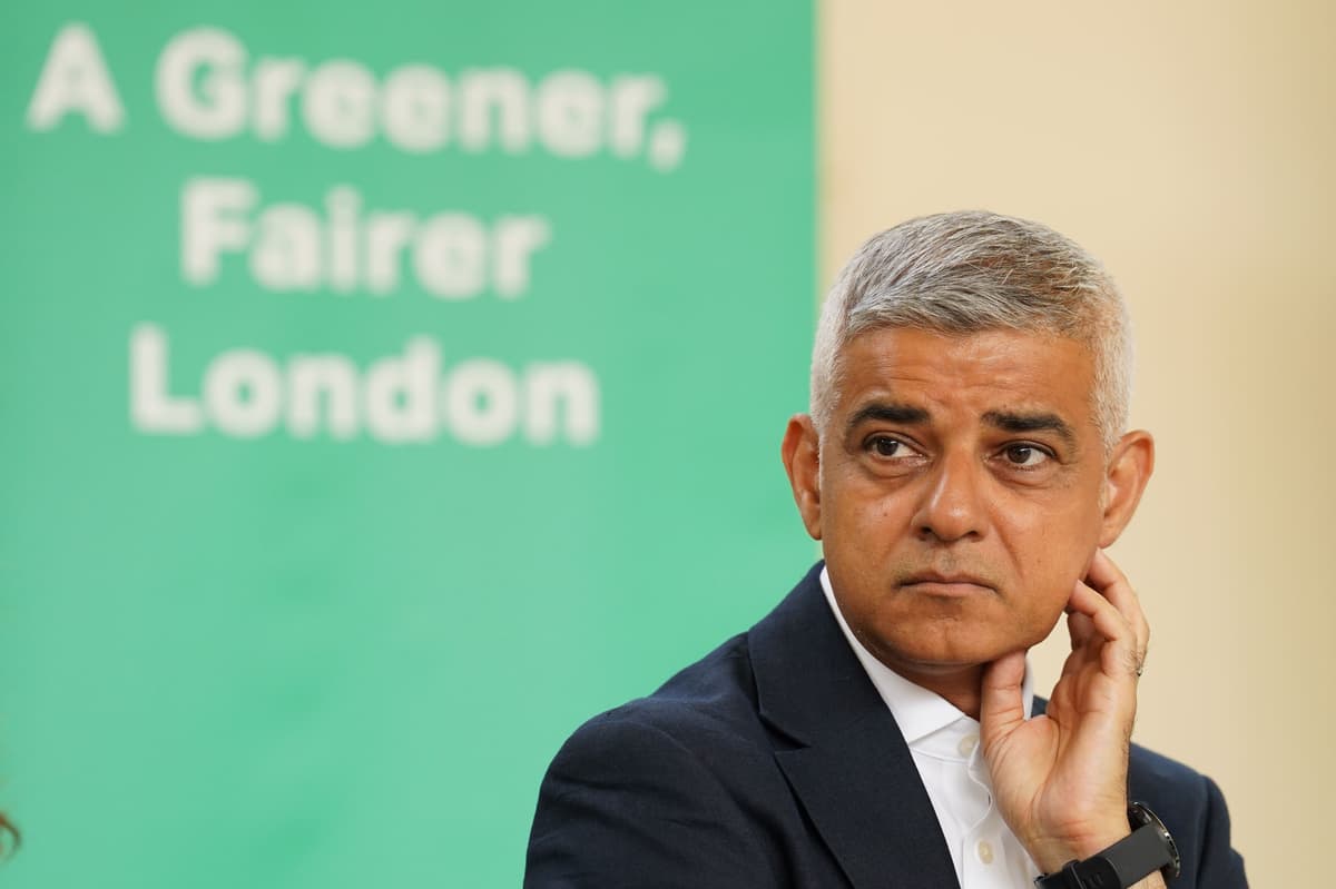 Was an anti-Ulez protester behind Sadiq Khan's car tax conviction? 1 b3897cac5385a27ced6cbb987c4b16f9ffaee50bb5300223ba5e0c51e85450c1