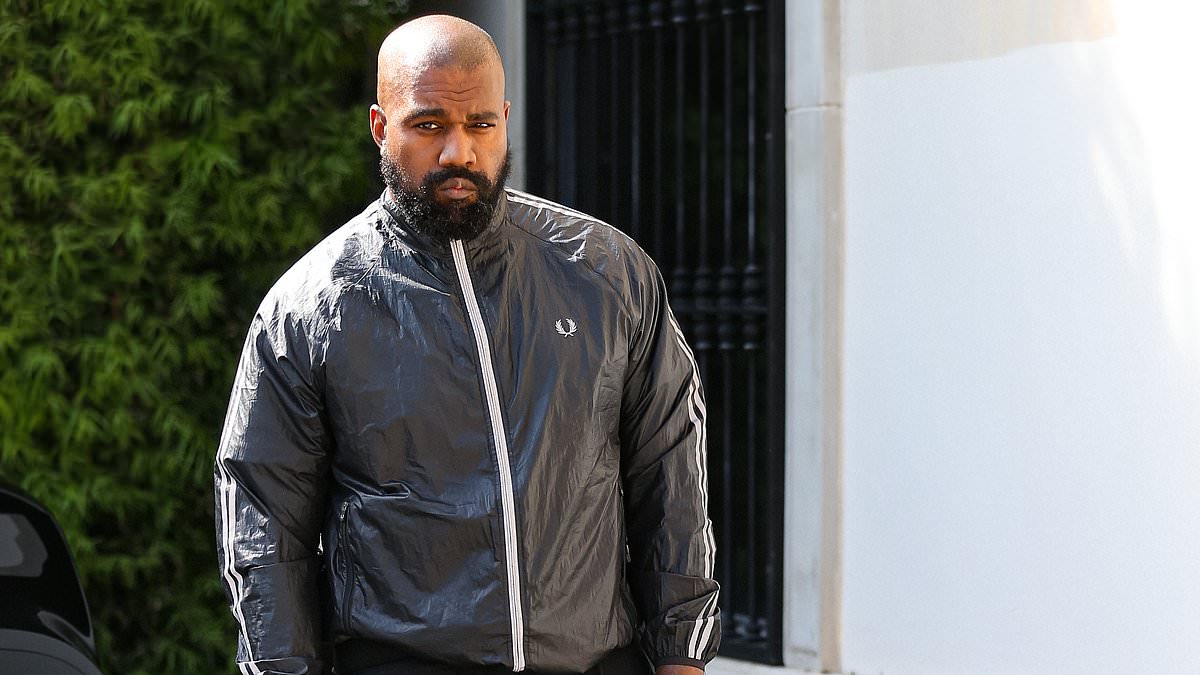 Kanye West feels he 'cannot trust' Milo Yiannopoulos, is investigating whether ex-publicist's work was 'legal' after ICE deportation 1 b6edfcb2335ad92c5e009a6c5f434dea6c82930be6c54f7afb26d417526699ba