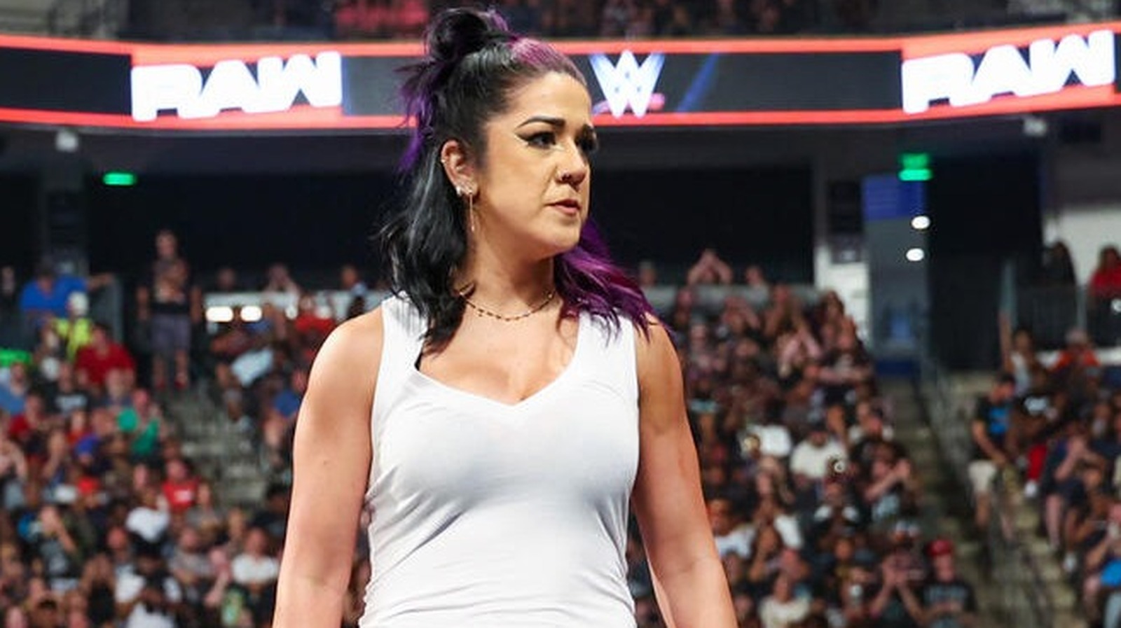 Latest Update On Bayley's WWE Contract Status & Negotiations 1 b780151c17eaaf283f46294aa7ecba84290811bd5a630f6a375852f8292e3d23