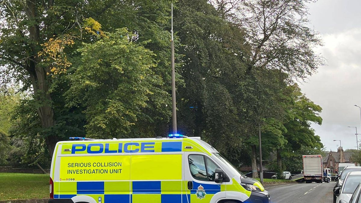 Woman dies after car crashes into brick wall 1 b8028582d445de2d97b78a31b9cc89c6a12adc28d170f46d002531aabce8f6ec