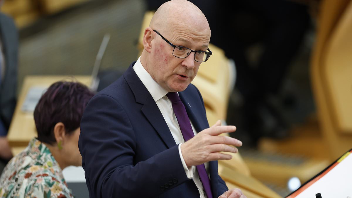 Scotland's public sector gets even more bloated despite SNP's promises to scale back 1 b9defbb254db2f23574927b1951954d43ef030002e9cc996df3770c15aca7275