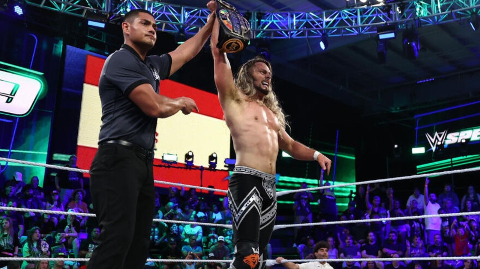 Both WWE Speed Championships Officially Retired On NXT 1 bde3b51dda1bb8189129e0ab1f95942246967d1c8841e37a097457f05753c007