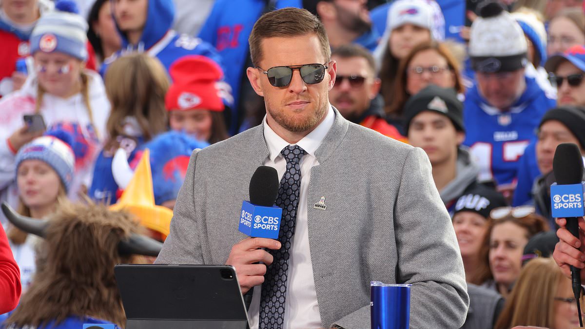 NFL fans divided over new CBS announcer JJ Watt as disgraced Tony Romo's replacement makes debut in the booth 1 be542058b10a53edff65b1e2b6a7c75e569b1d761488bda29e78a5e6bc9cc026 1