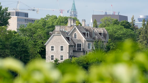 Search begins for Canadian team to restore uninhabitable 24 Sussex Drive 1 bf39929168590c7ed7cb531959a5c4d41958a75e93e63e5336013f045f8b189e