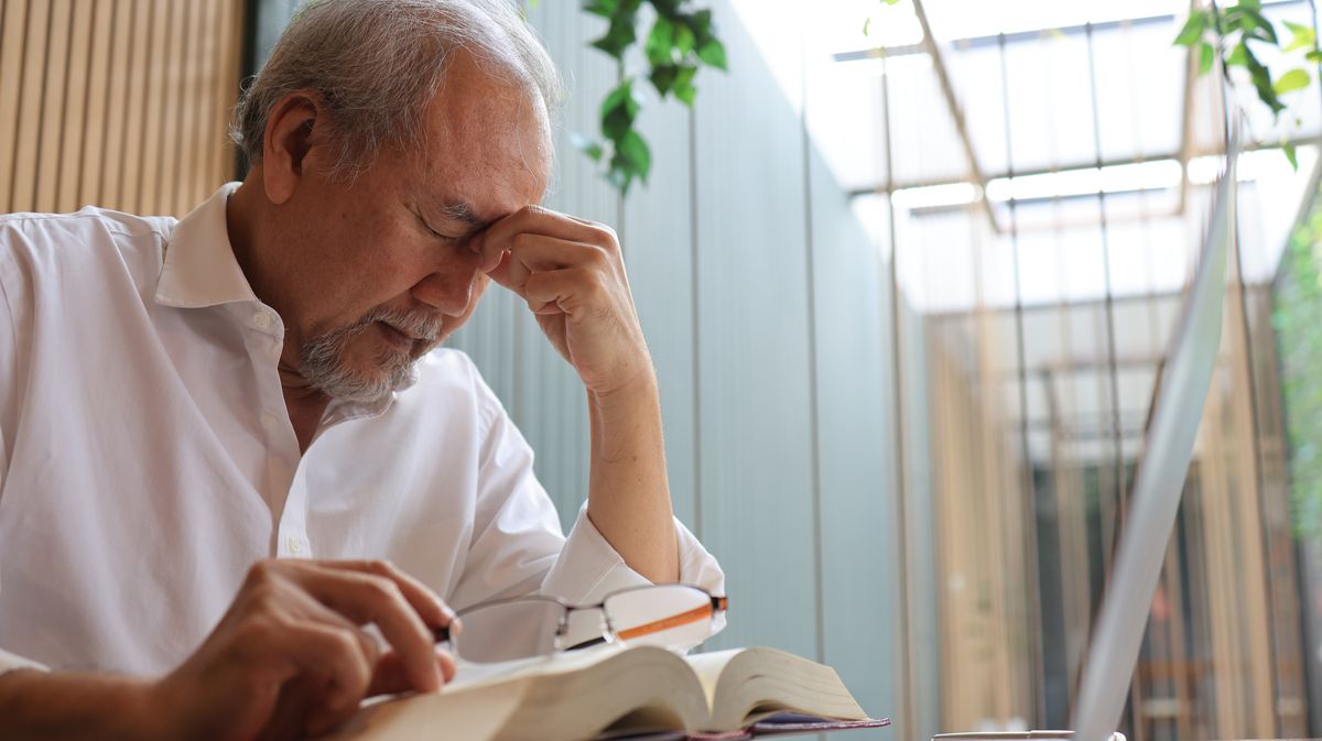 Pensioners with eyesight issues could be due up to £458 a month 1 c6dba7290e60eb67fb063a3c8a760b3e3676dc2400875981c5ad9f392f89ebb9