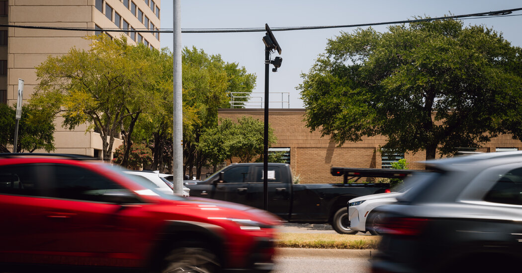 In Red States, Law-and-Order Republicans Turn Against Flock Cameras 1 c86edaf7b314403bcb48164c9ac329e082f107449d857b3ca691991b2491ce0f
