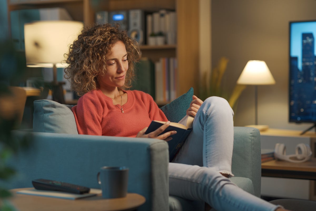 Reading for pleasure comes with multiple health benefits, researchers say 1 c8d5b2785cce731469d0cde2569afc672b651685aa3c6e820d6348f1543ef49e