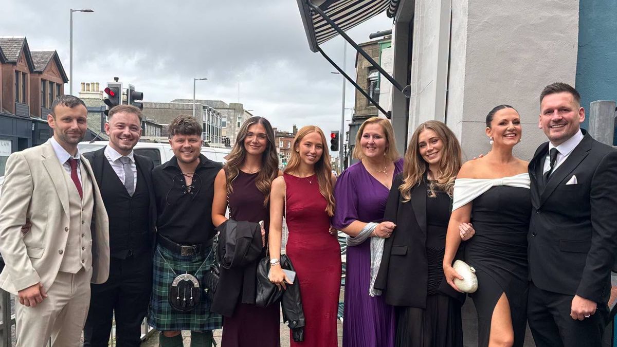 Tempura team crowned kings of Scots social media at Bar & Pub Awards 1 cb09ae231ddad129745ee66da600b074a33969d279662989d1d524d13ba4e3cc
