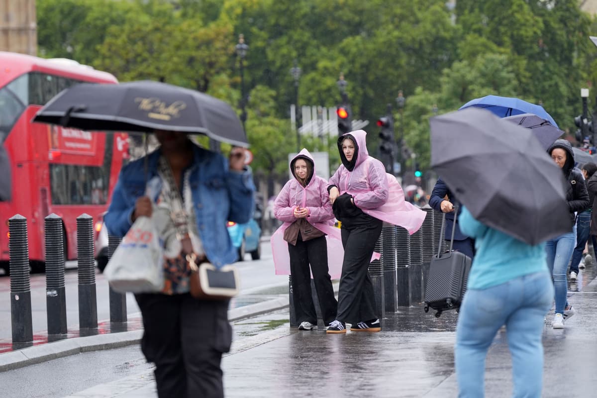 Autumn more likely to be wetter than average bringing increased risk of floods 1 cb2b1149a9f34b17844d02e6997dc2bad445b9935d2a932ae83b3d881525426f