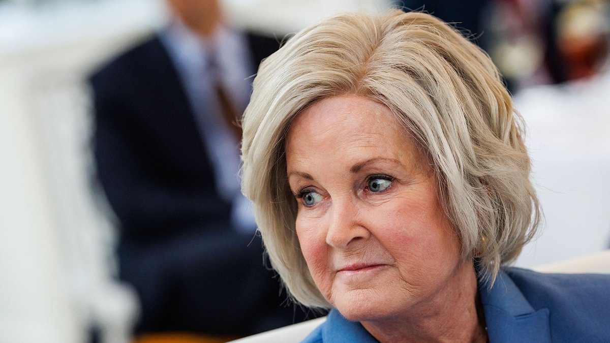 Trump's Chief of Staff Susie Wiles declares she's 'cancer-free' six months after harrowing diagnosis 1 cb57b904293a05e1b7c3687da641fcee15a68ef568f2a757f8afcc54548fe634