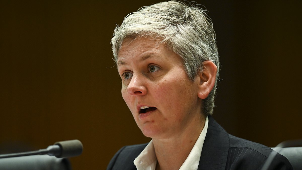Experts warn mortgages bills for Aussies likely to surge not once but twice over the coming months 1 cf6140ebd4ee795c902289f2342d420cf0e8a8b89eda73c350f6add87897d7af