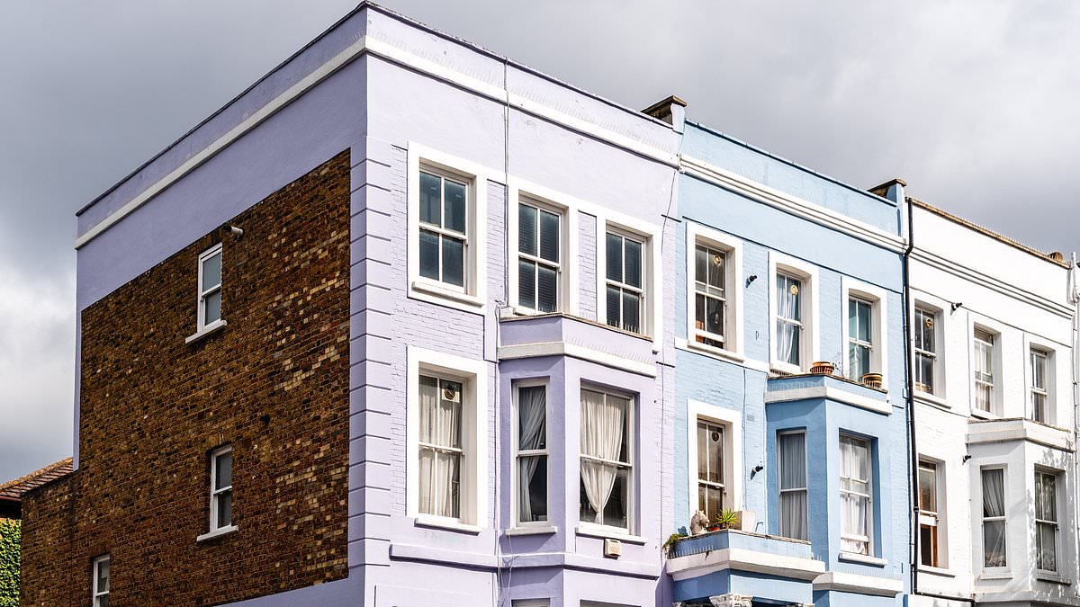 Bad news for mortgage borrowers as five lenders hike rates following bond market turmoil 1 d2ba4c1da28c587a1edd22a02bdff4ca6b08222c5c9d3971f2a2f6b0ac9e3fc2