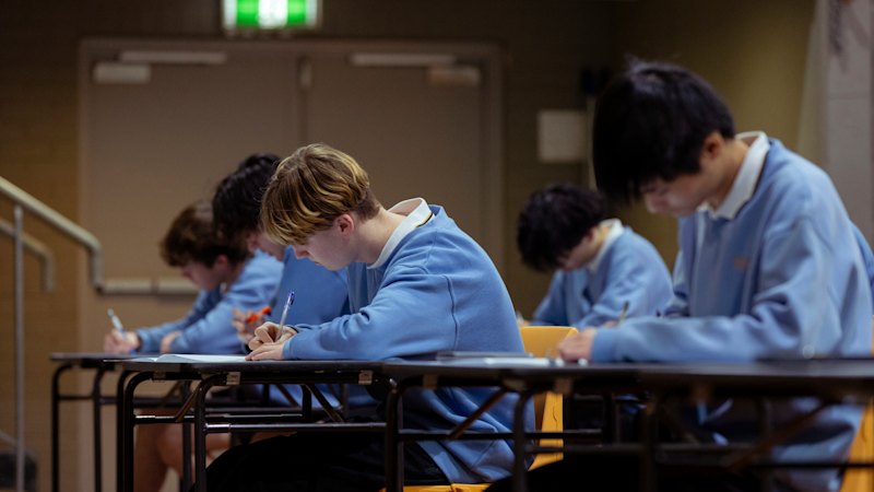 Australian students’ reading and maths results plunge in global rankings 1 d73fe9e0b7faecaa506a2be4cf5f49553c0f5da59a0e467ea2fd6e9889edc3d9
