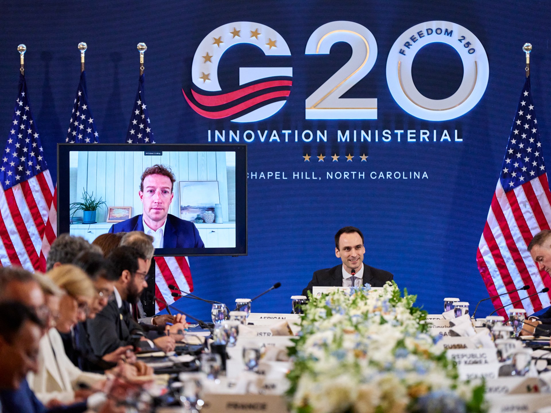 US pushes looser approach to AI regulation, while EU pushes new law 1 d782643c5d142fc48d30bd1db6ab62766ca1879e625047a704867f2d04b02962