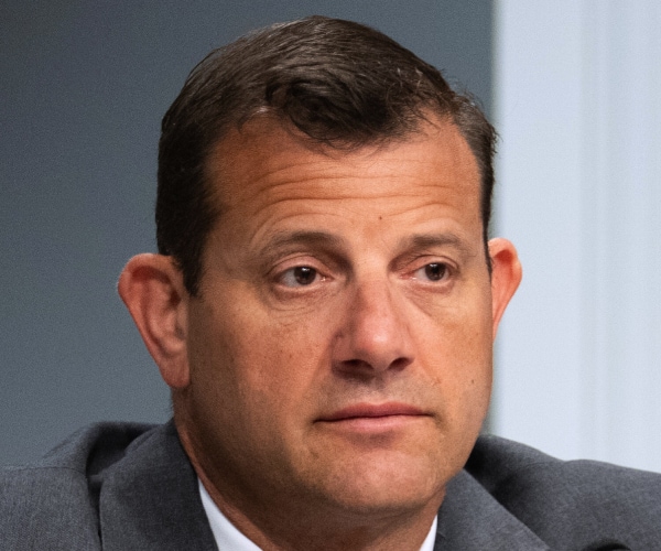 Dems Bet on a Progressive to Beat Rep. Valadao 1 d98eb482dc6395b2d5b40de7e00f6084794b48ccad21bc75bec7937c404f2ff0
