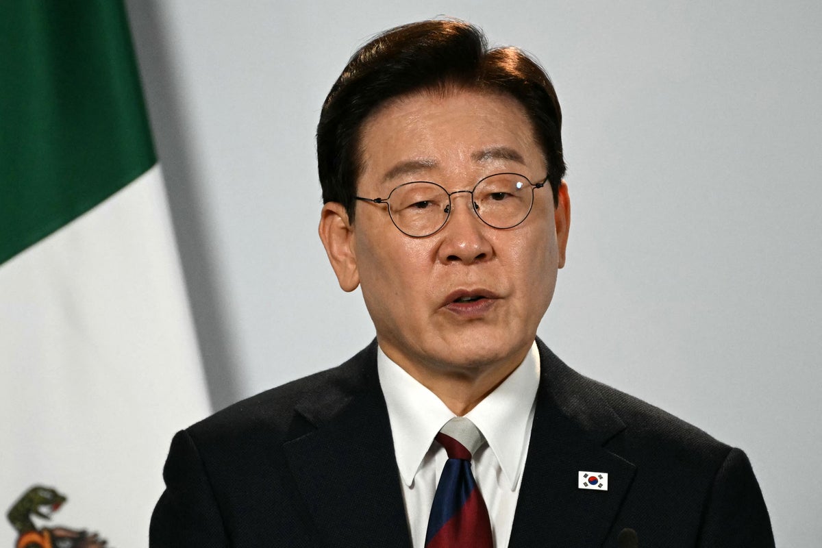 South Korea says Zelensky broke confidentiality by disclosing transfer of North Korean POWs 1 da444f261e1a411201d7dd46ee4796f9143420188ea5a6441aeaee0a8b32adc1