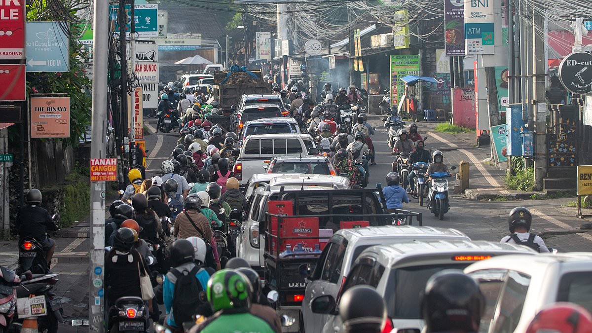 'Lazy' Aussie tourists blasted for ruining Bali: 'Going to the same island five times' 1 dc60db1d50d0e91f2cebd0bd29c7b1fe7788e1af4315a4462c58e0e9128ef028