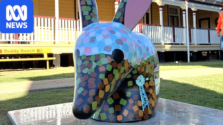 Bilby capital of Australia turns mascot into 300kg cement sculptures 1 dc6f957c597d4e7b5511f38928b72e135bf0fa18722db15e2dcd12f51157b379
