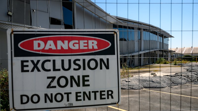 Inside Australia’s deepest motorway tunnels dogged by sinkholes 1 dc8adcd072258104bb71ec0628d08a32308f3a9757c5b220ec01e503d35a9eb9